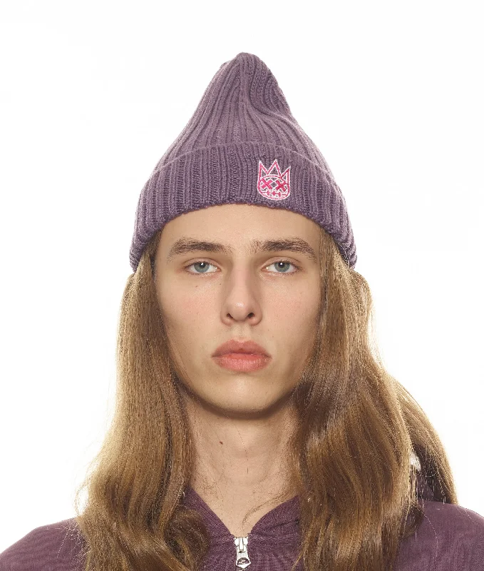 KNIT HAT W/ MAGENTA AND WHITE